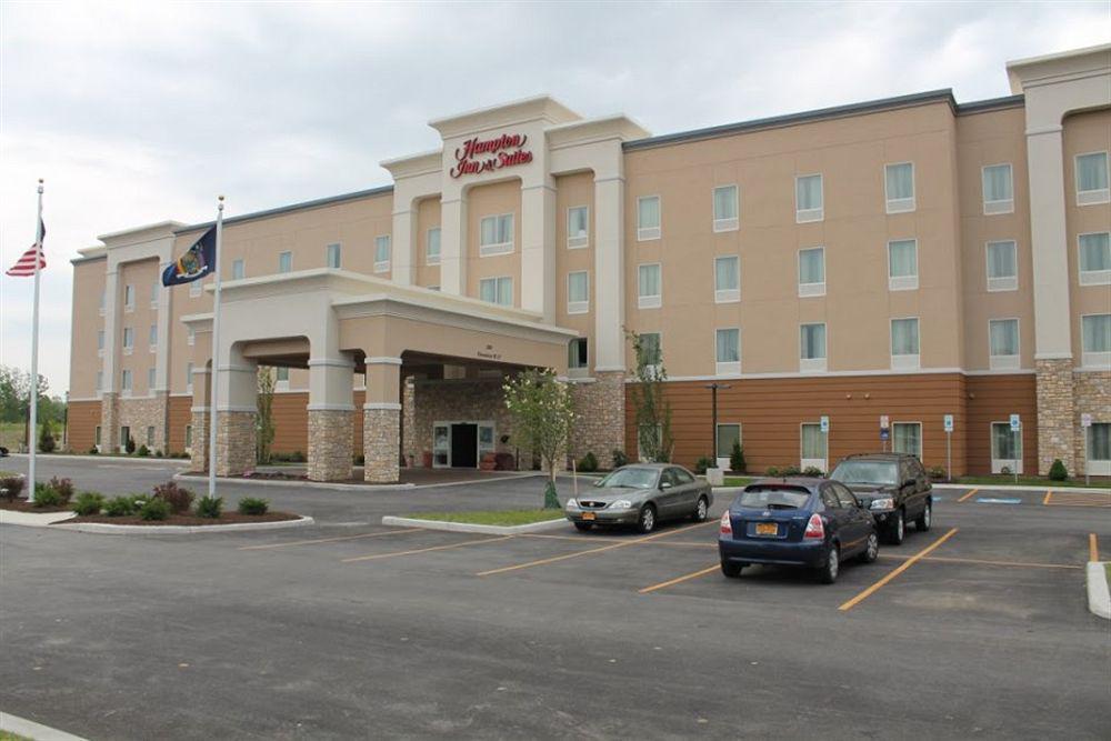 Hampton Inn & Suites Rochester/Henrietta Exterior photo